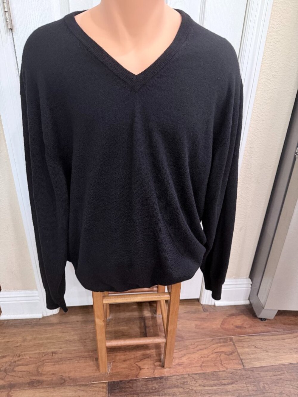 Jos A Bank Signature Merino Wool Sweater XXL Black V Neck 100% Wool Men's